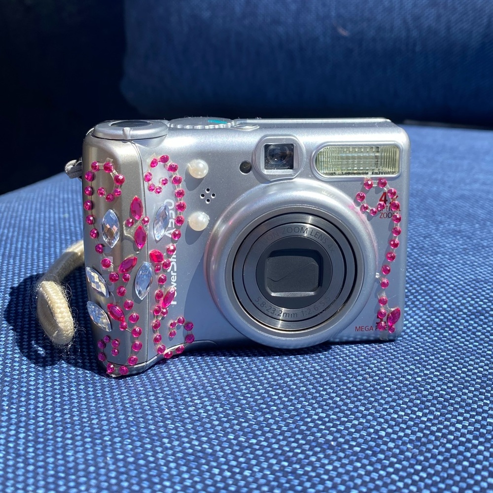 Silver Bedazzled Canon PowerShot A530 digital camera